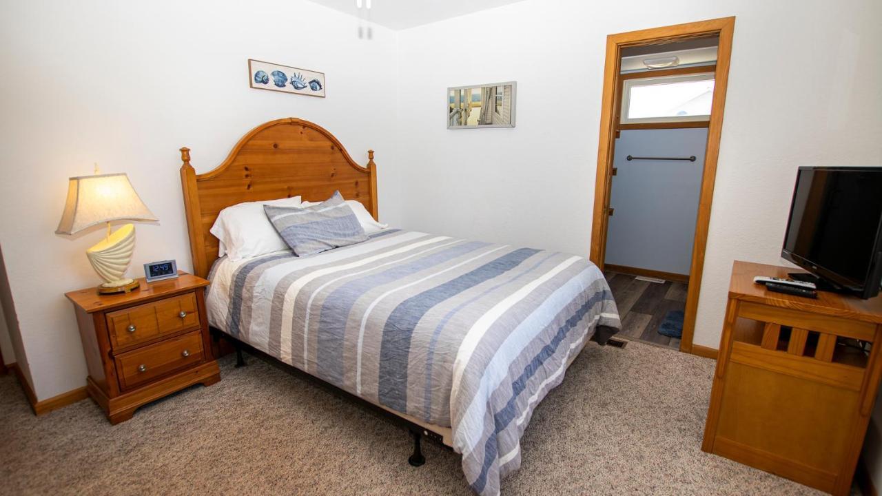 Ww951, Mommas Happy, Daddys Broke- Oceanside, Private Pool, Sun Decks, 660 Ft To Beach Access! Corolla Exterior photo