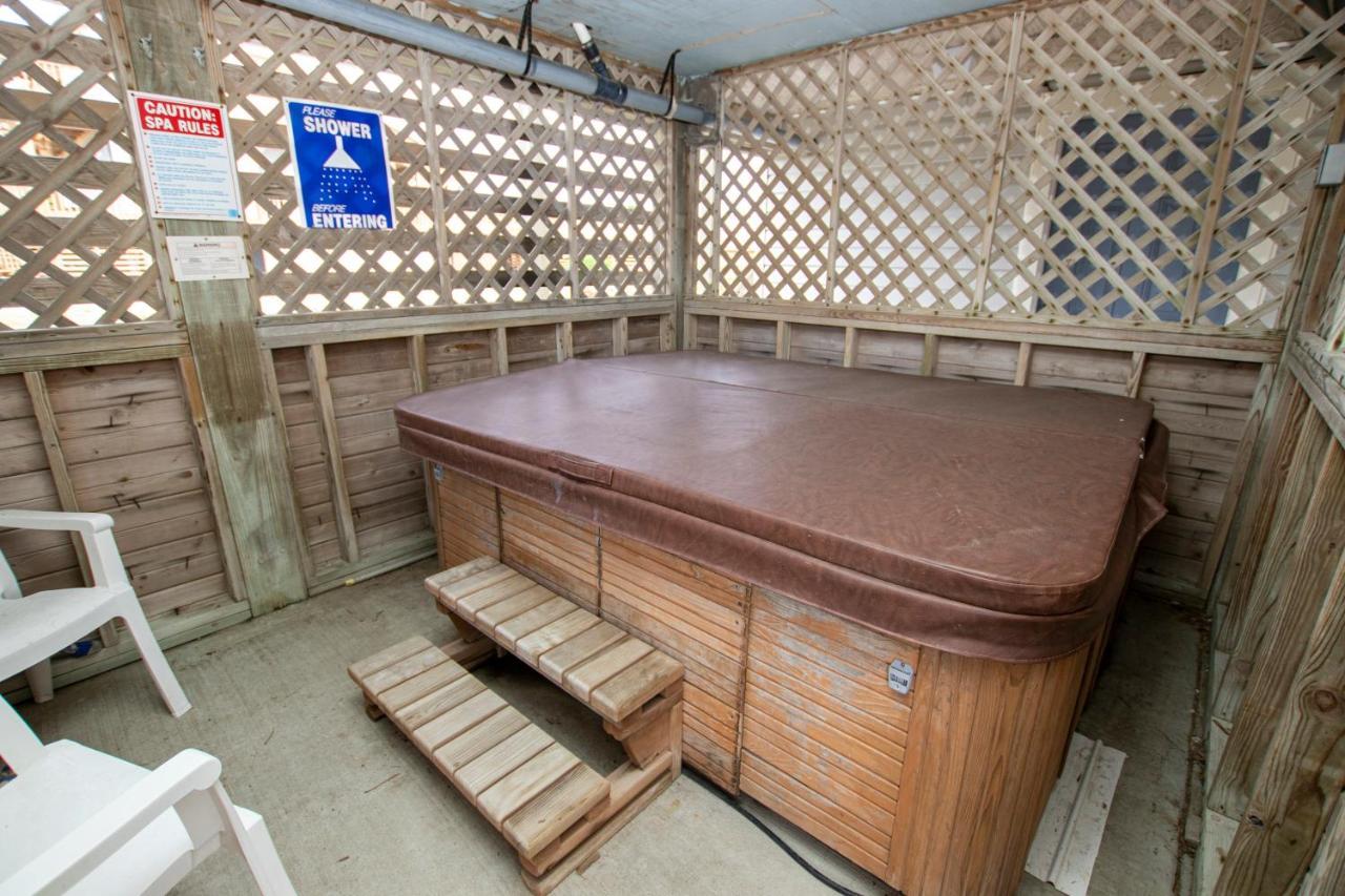 Ww951, Mommas Happy, Daddys Broke- Oceanside, Private Pool, Sun Decks, 660 Ft To Beach Access! Corolla Exterior photo
